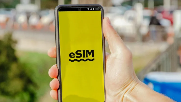 As a local, I struggled with Moroccan eSIMs: why is an international eSIM better?